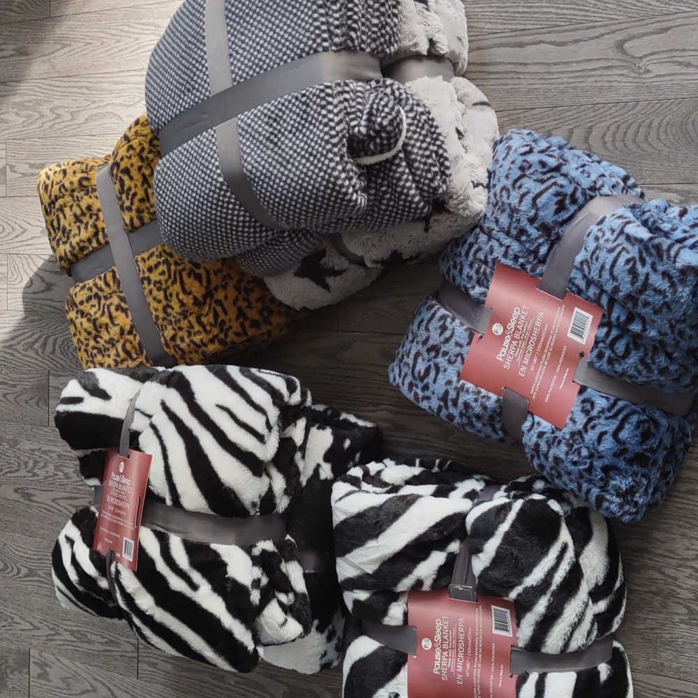 Beautiful  throws blankets 🌟♥️🍀